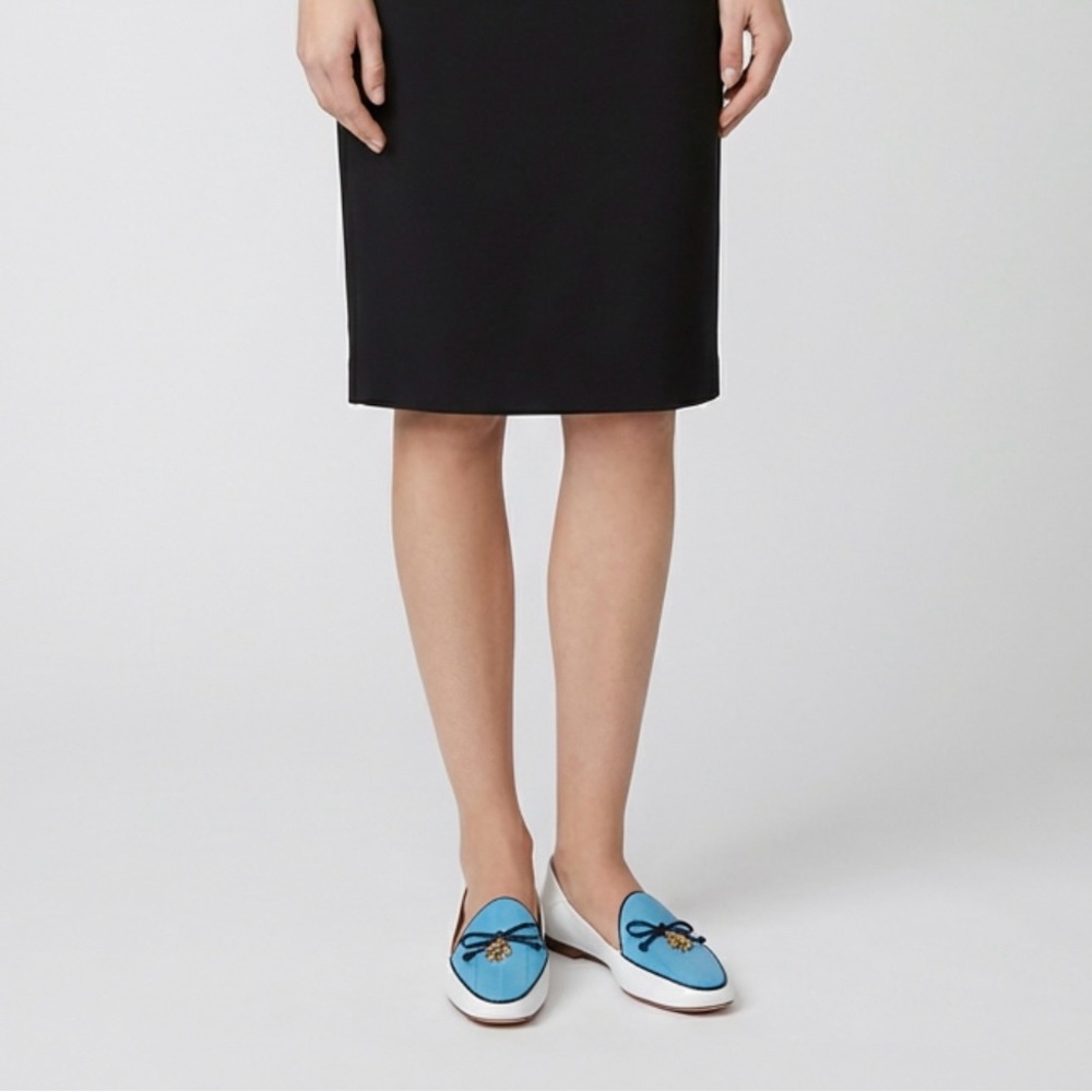 Tory Burch Elegant Blue and White leather Loafers - Picture 13 of 13